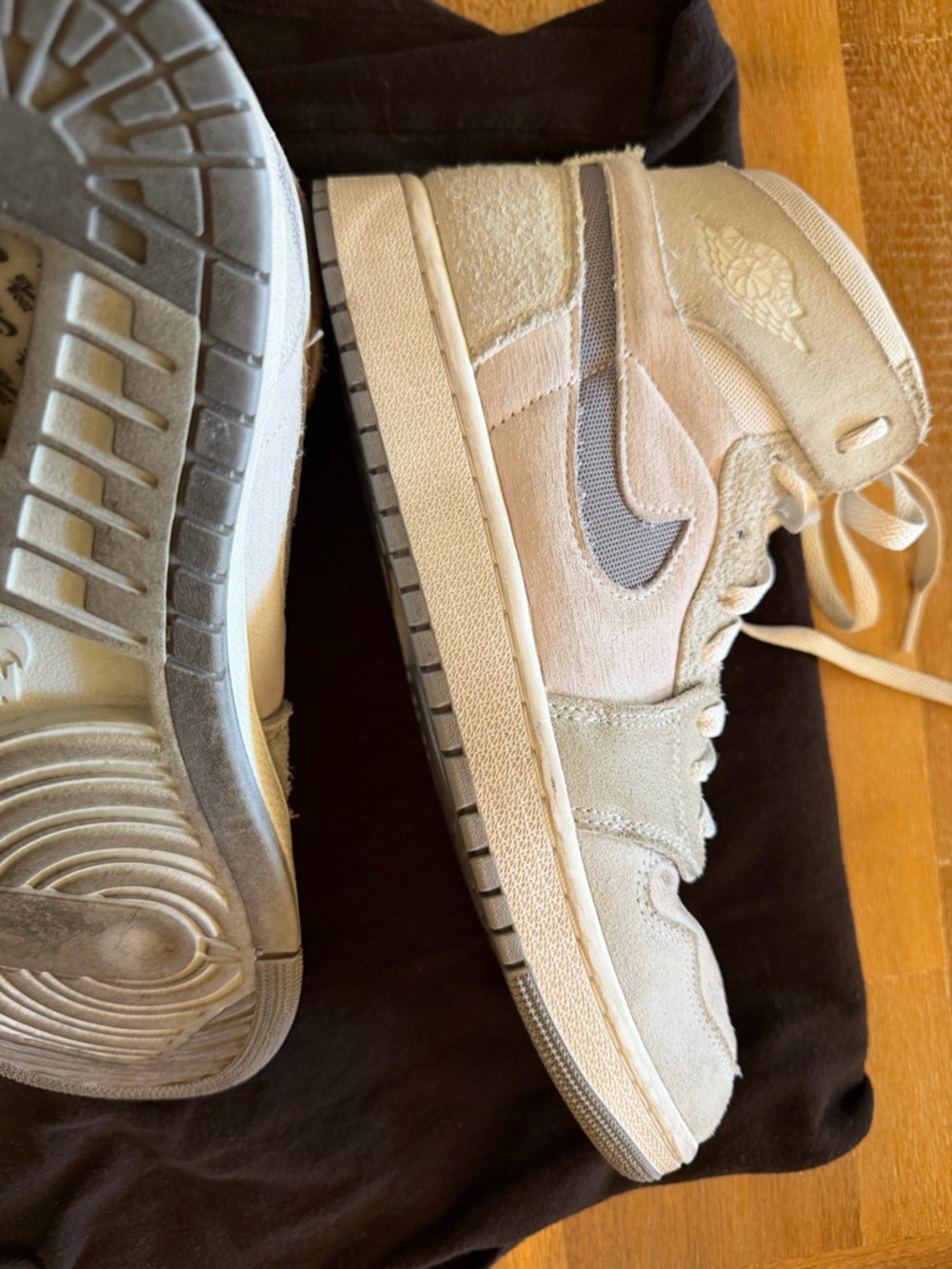 Nike Air Jordan 1 High Top Sneakers in Light Gray and White - Picture 7 of 8